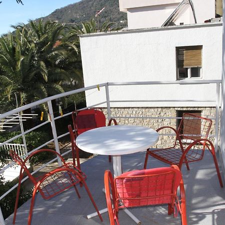 Apartments Popovic Петровац Экстерьер фото
