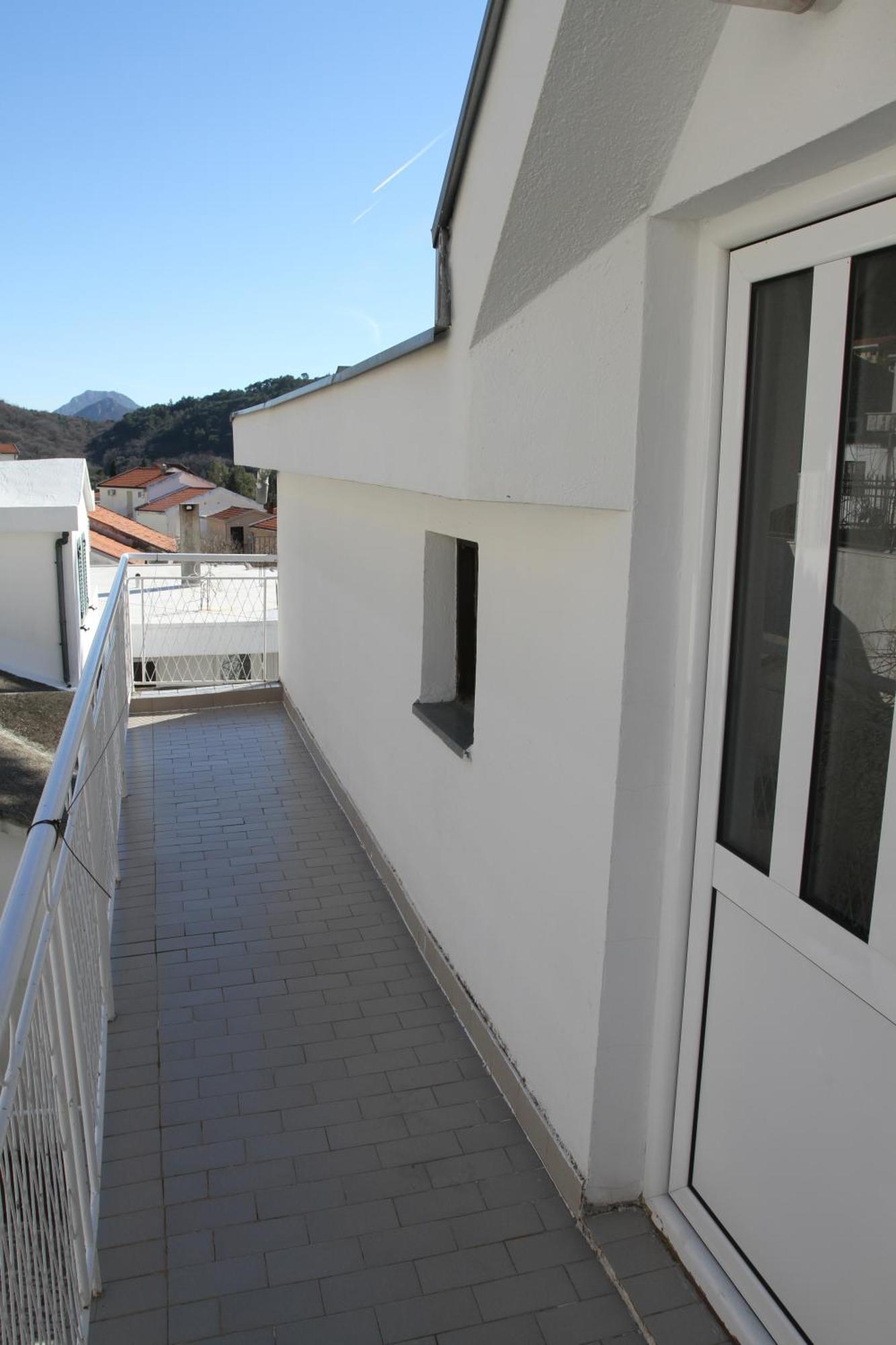 Apartments Popovic Петровац Экстерьер фото